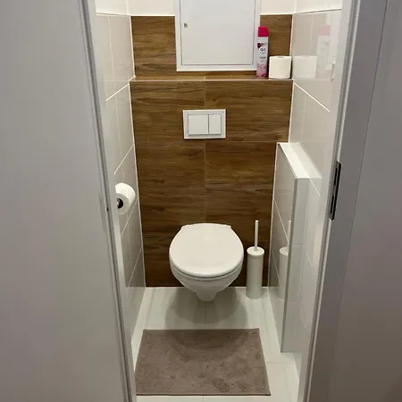 Elegant Escape Iii - Free Parking, Easy Access To Center Apartment Pressburg