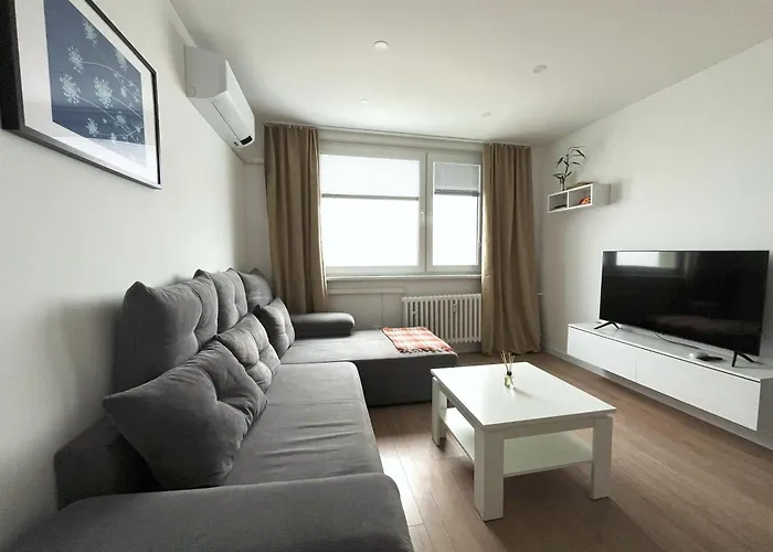 Apartman Elegant Escape Iii - Free Parking, Easy Access To Center Pozsony